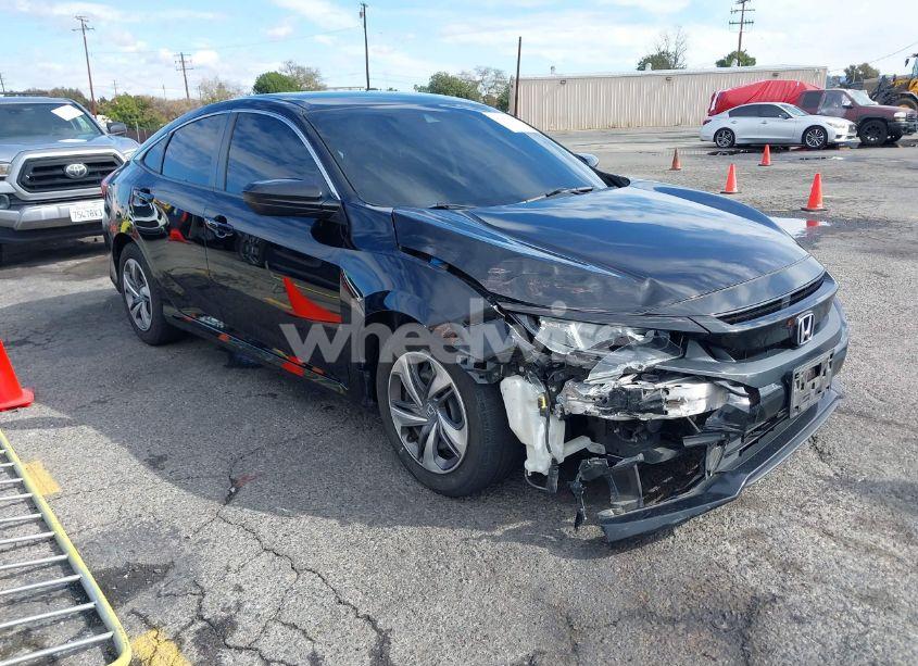 2019 Honda Civic LX (VIN 2HGFC2F66KH529493) main photo