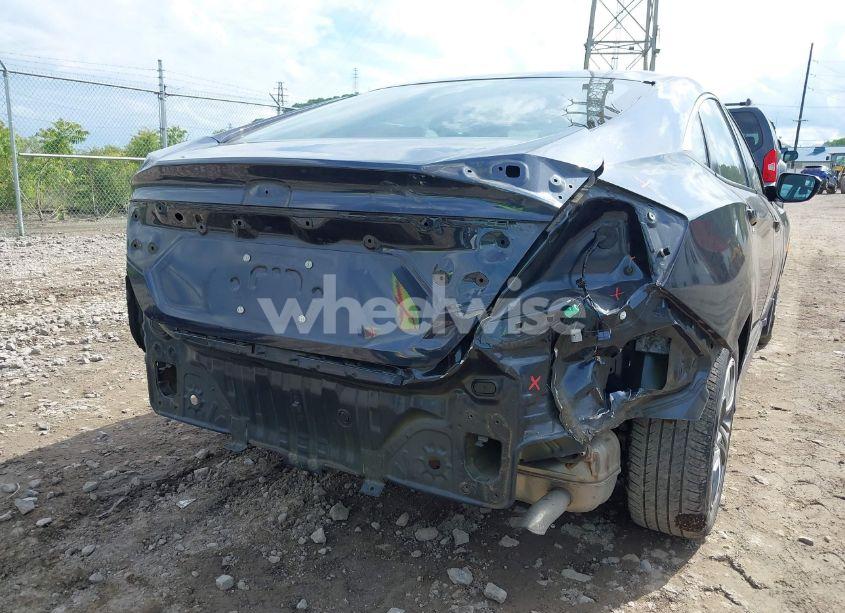 Photo 6 of 2019 Honda Civic LX (VIN 2HGFC2F66KH563966)