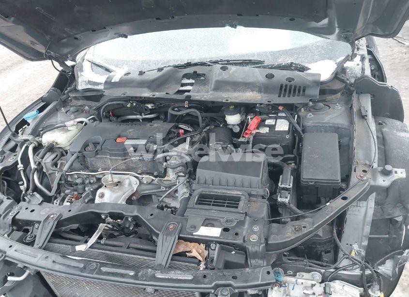 Photo 10 of 2019 Honda Civic LX (VIN 2HGFC2F66KH580542)