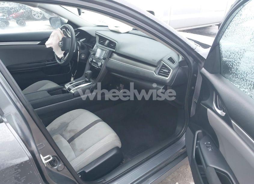 Photo 5 of 2019 Honda Civic LX (VIN 2HGFC2F66KH580542)