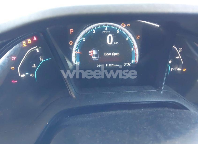 Photo 7 of 2019 Honda Civic LX (VIN 2HGFC2F66KH582629)