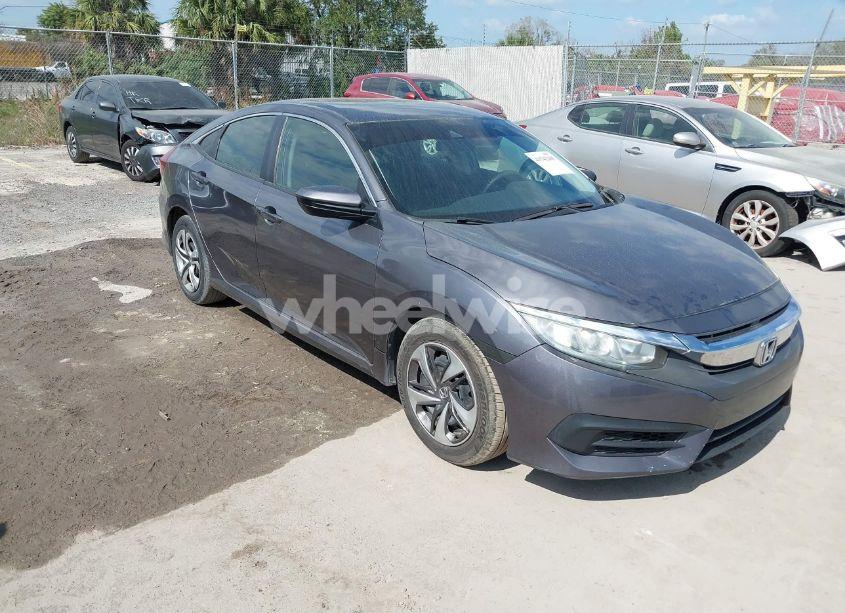 2019 Honda Civic LX (VIN 2HGFC2F66KH601700) main photo