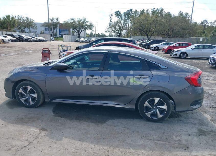 Photo 14 of 2019 Honda Civic LX (VIN 2HGFC2F66KH601700)
