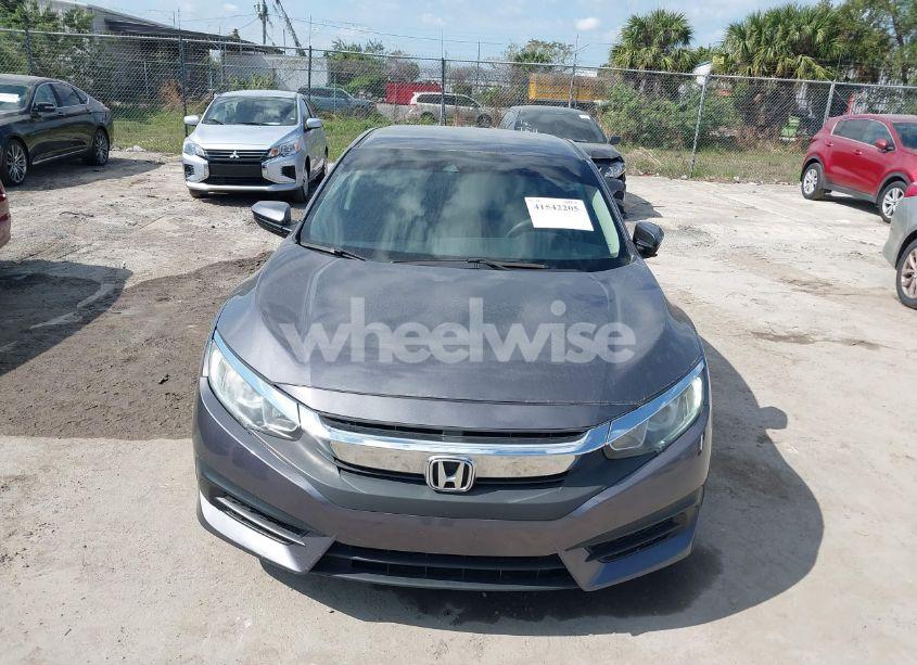 Photo 6 of 2019 Honda Civic LX (VIN 2HGFC2F66KH601700)