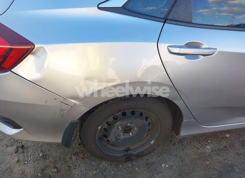 Photo 18 of 2020 Honda Civic LX (VIN 2HGFC2F66LH569705)