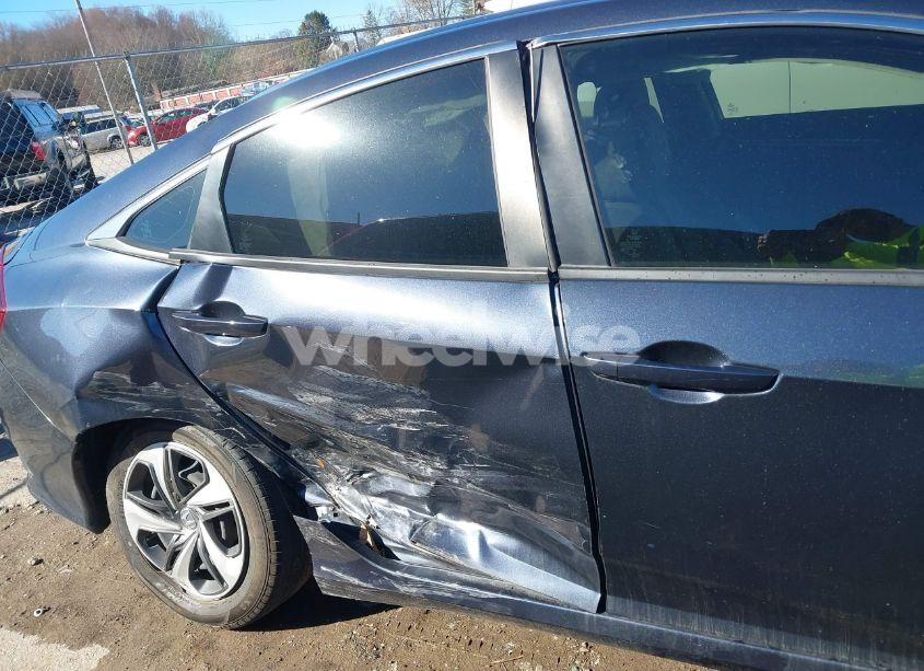 Photo 6 of 2021 Honda Civic LX (VIN 2HGFC2F66MH520005)