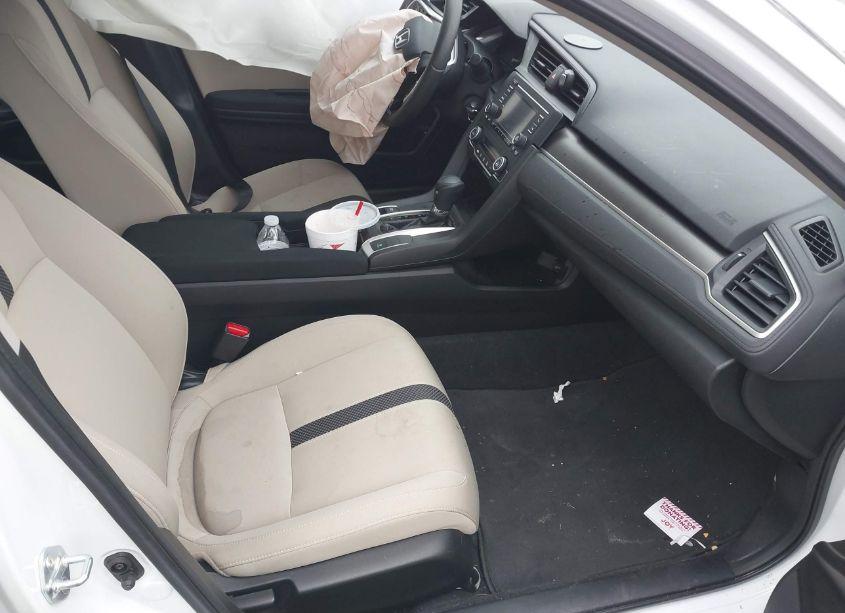 Photo 5 of 2021 Honda Civic LX (VIN 2HGFC2F66MH547902)