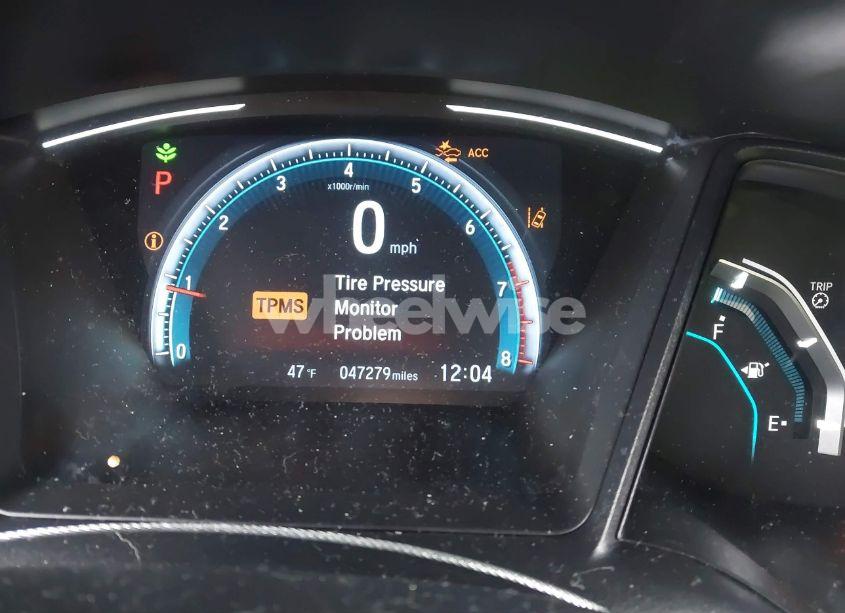 Photo 15 of 2019 Honda Civic LX (VIN 2HGFC2F67KH506997)