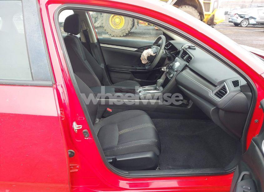 Photo 5 of 2019 Honda Civic LX (VIN 2HGFC2F67KH506997)