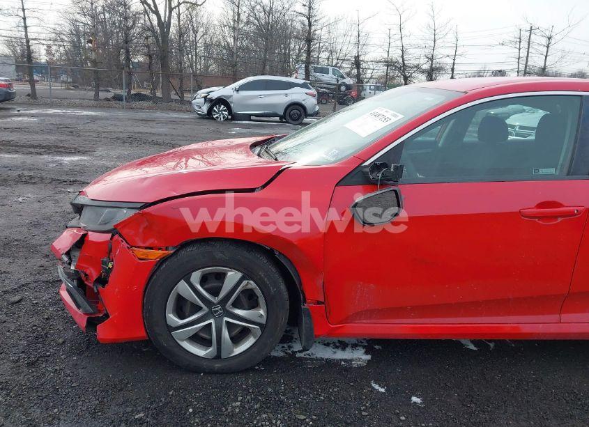 Photo 6 of 2019 Honda Civic LX (VIN 2HGFC2F67KH506997)