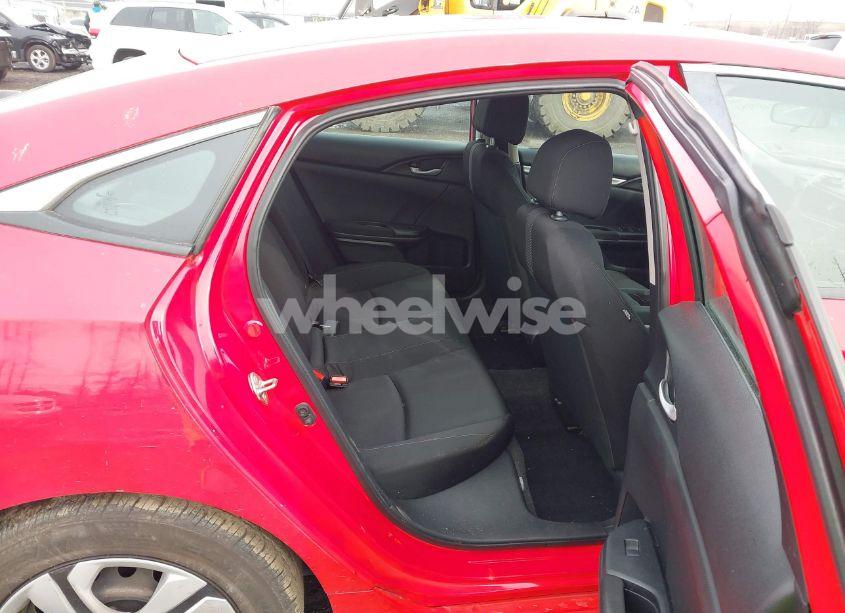 Photo 8 of 2019 Honda Civic LX (VIN 2HGFC2F67KH506997)