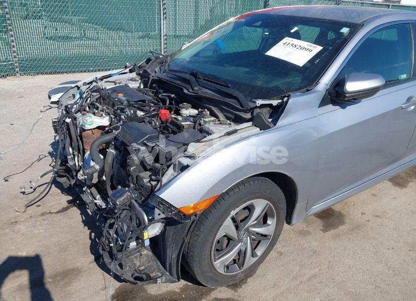 Photo 6 of 2019 Honda Civic LX (VIN 2HGFC2F67KH518180)