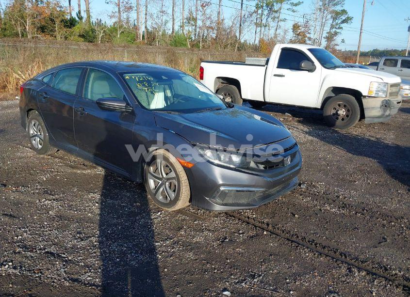 2019 Honda Civic LX (VIN 2HGFC2F67KH524898) main photo