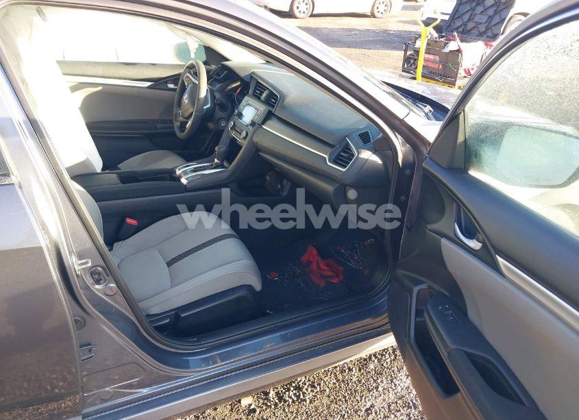 Photo 5 of 2019 Honda Civic LX (VIN 2HGFC2F67KH524898)