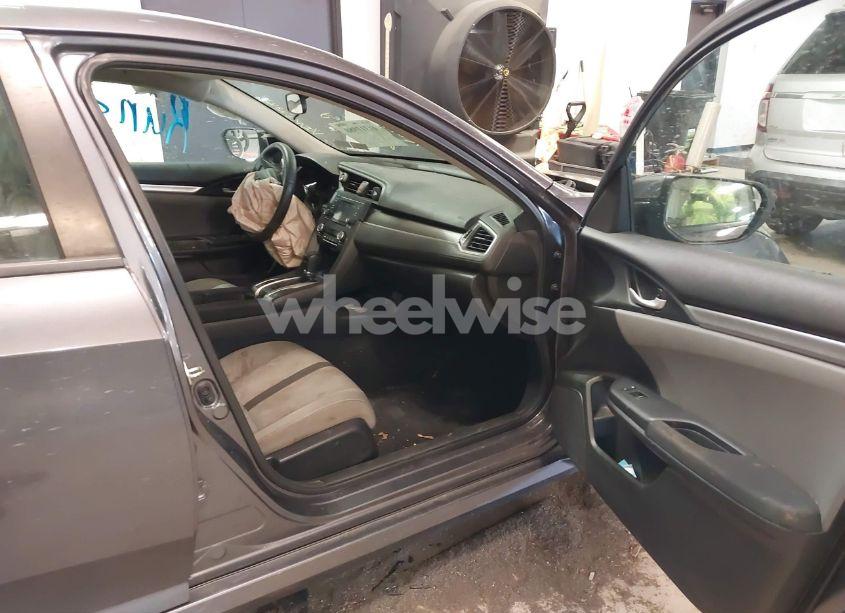 Photo 5 of 2019 Honda Civic LX (VIN 2HGFC2F67KH543435)