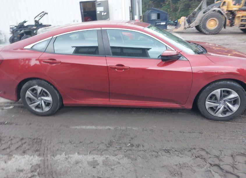 Photo 14 of 2019 Honda Civic LX (VIN 2HGFC2F67KH568447)
