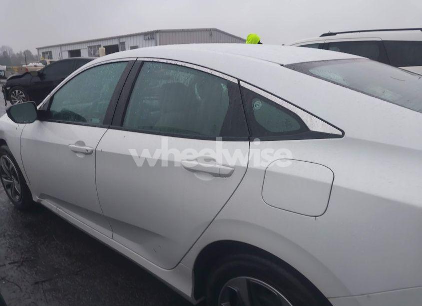 Photo 14 of 2019 Honda Civic LX (VIN 2HGFC2F67KH572384)