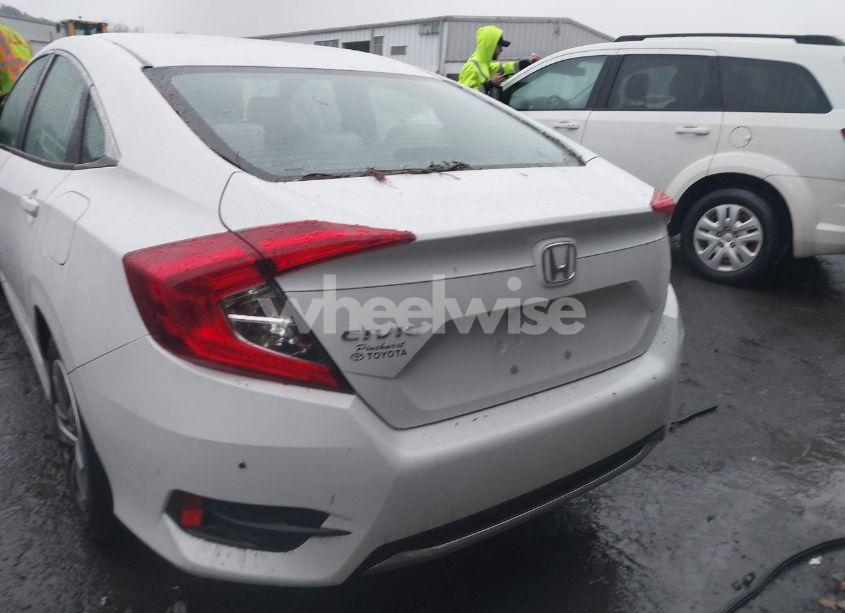 Photo 16 of 2019 Honda Civic LX (VIN 2HGFC2F67KH572384)