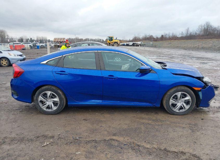 Photo 14 of 2019 Honda Civic LX (VIN 2HGFC2F67KH579870)