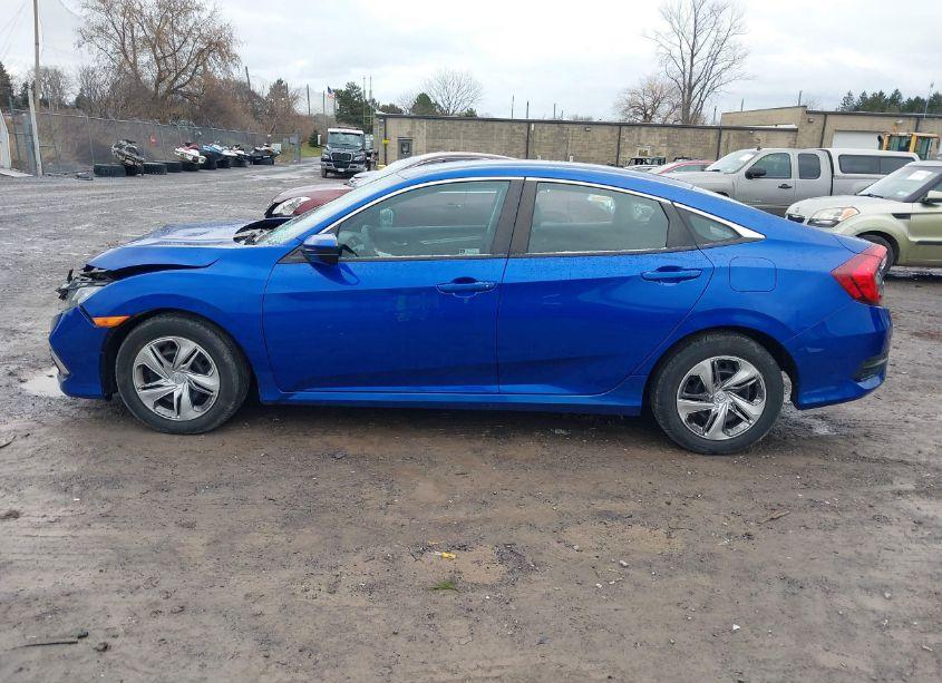 Photo 15 of 2019 Honda Civic LX (VIN 2HGFC2F67KH579870)