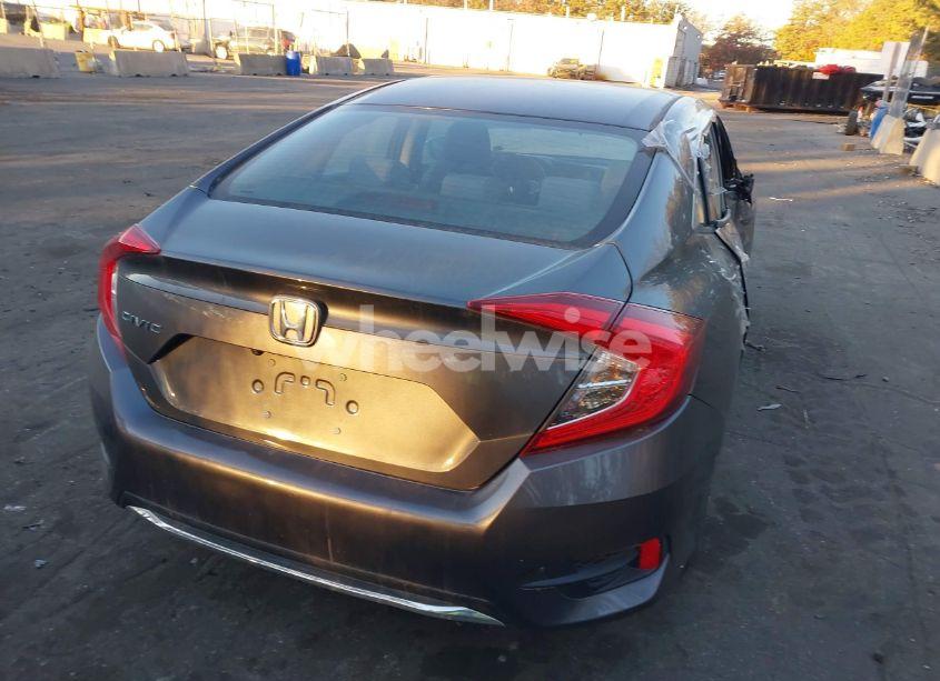 Photo 4 of 2019 Honda Civic LX (VIN 2HGFC2F67KH580467)