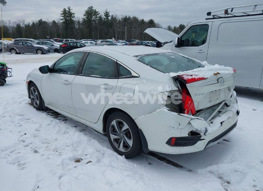 Photo 3 of 2019 Honda Civic LX (VIN 2HGFC2F67KH581117)