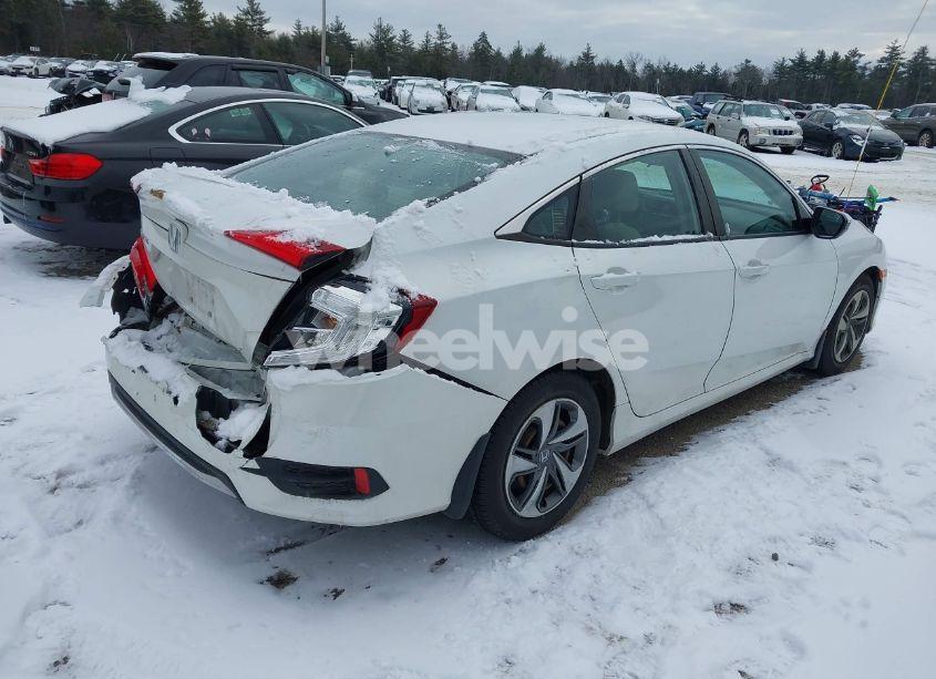 Photo 4 of 2019 Honda Civic LX (VIN 2HGFC2F67KH581117)