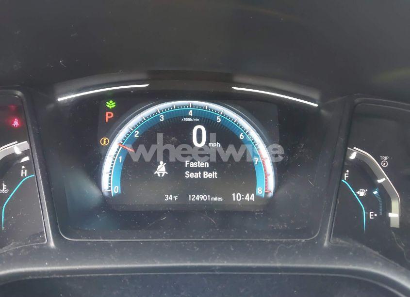 Photo 7 of 2019 Honda Civic LX (VIN 2HGFC2F67KH581117)