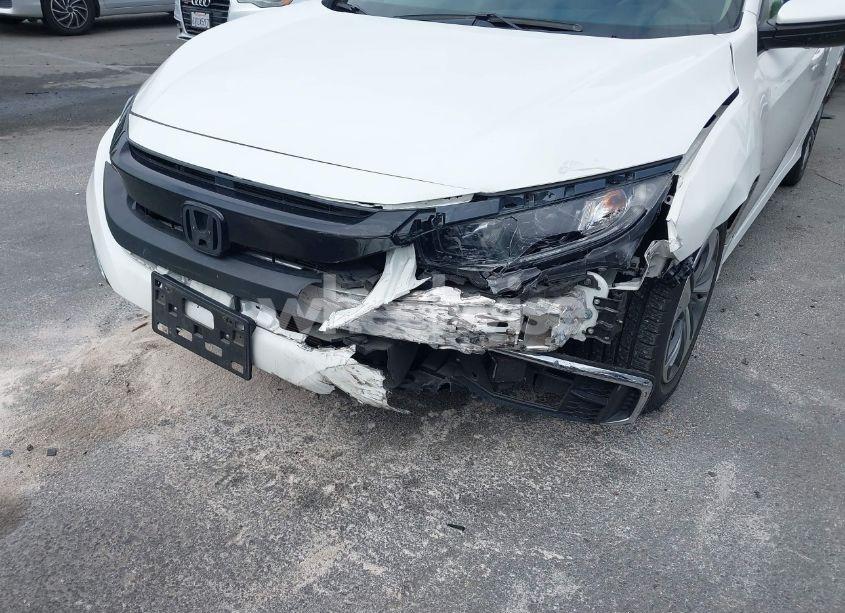 Photo 6 of 2019 Honda Civic LX (VIN 2HGFC2F67KH581473)