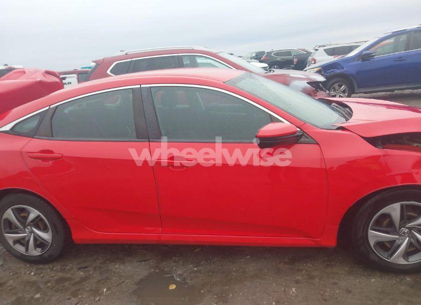 Photo 13 of 2019 Honda Civic LX (VIN 2HGFC2F67KH593591)