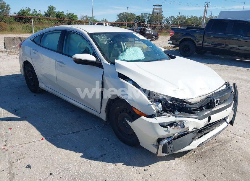 2019 Honda Civic LX (VIN 2HGFC2F67KH599889) main photo