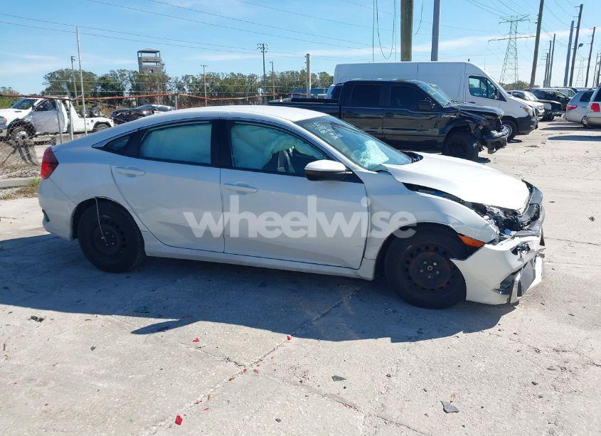 Photo 13 of 2019 Honda Civic LX (VIN 2HGFC2F67KH599889)