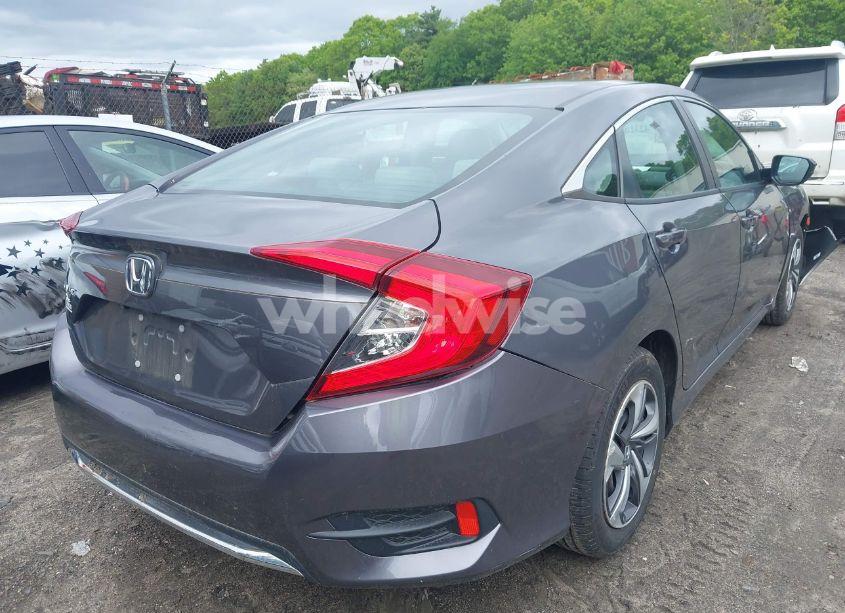 Photo 4 of 2019 Honda Civic LX (VIN 2HGFC2F67KH606663)