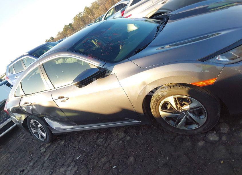 Photo 13 of 2021 Honda Civic LX (VIN 2HGFC2F67MH500989)