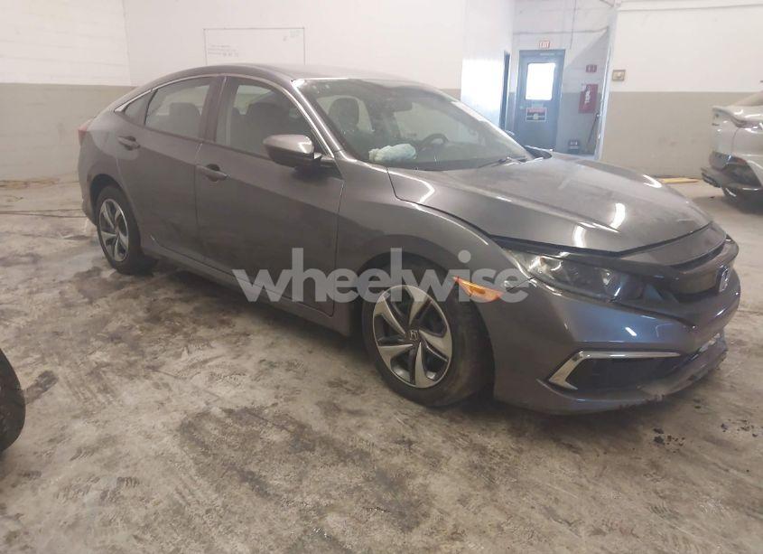 2021 Honda Civic LX (VIN 2HGFC2F67MH524189) main photo