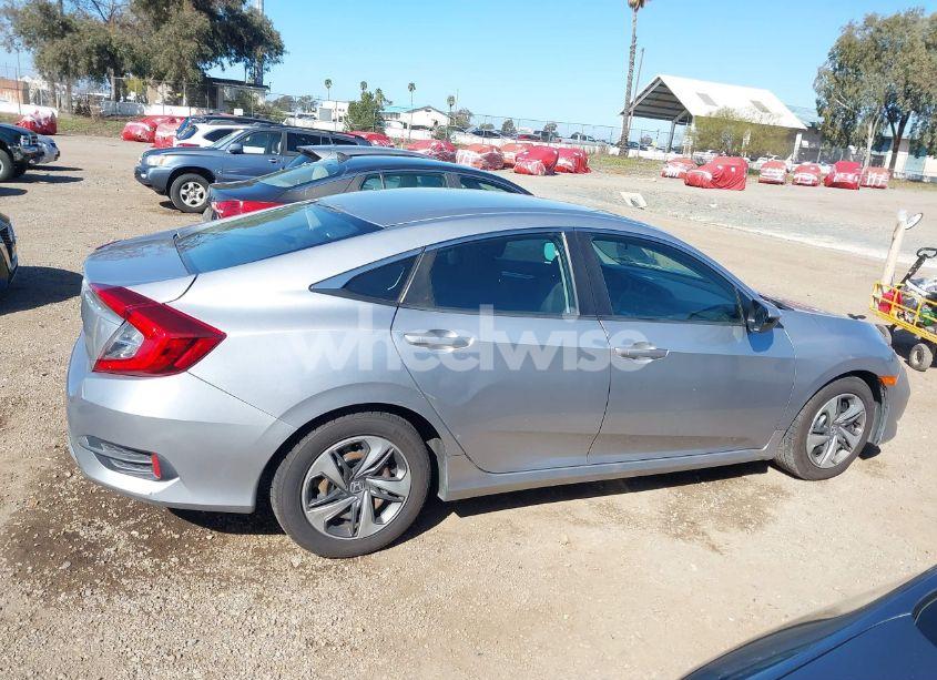 Photo 13 of 2019 Honda Civic LX (VIN 2HGFC2F68KH500769)