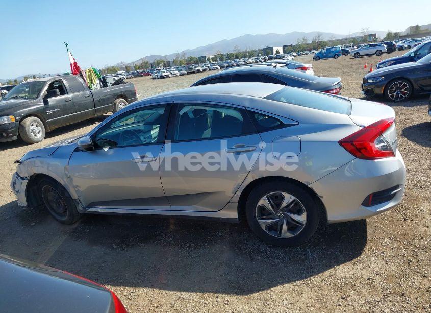 Photo 14 of 2019 Honda Civic LX (VIN 2HGFC2F68KH500769)