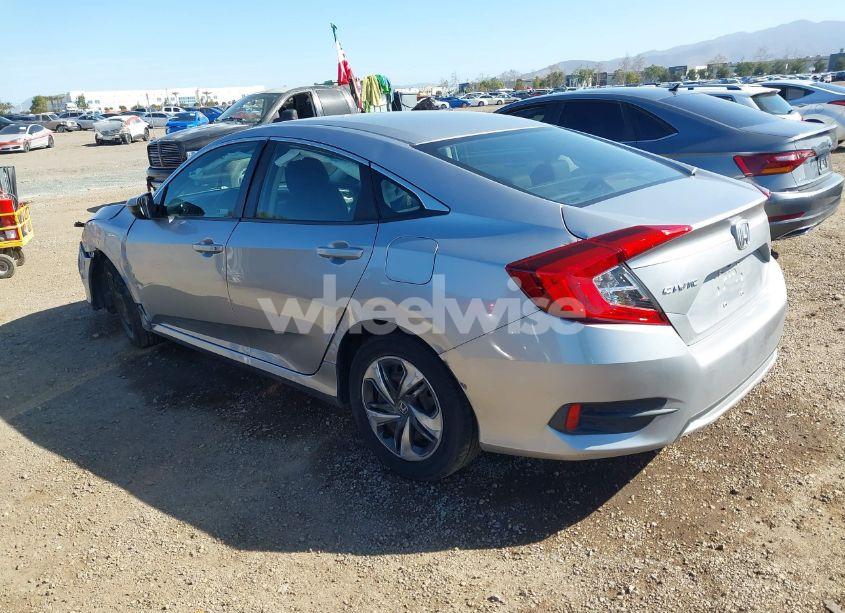 Photo 3 of 2019 Honda Civic LX (VIN 2HGFC2F68KH500769)