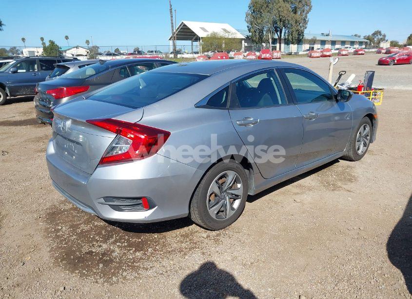 Photo 4 of 2019 Honda Civic LX (VIN 2HGFC2F68KH500769)