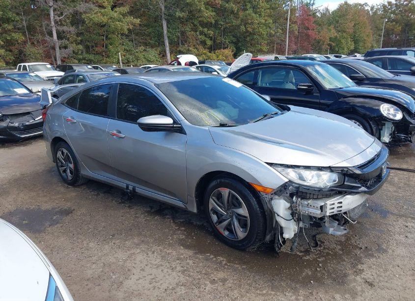 2019 Honda Civic LX (VIN 2HGFC2F68KH502201) main photo