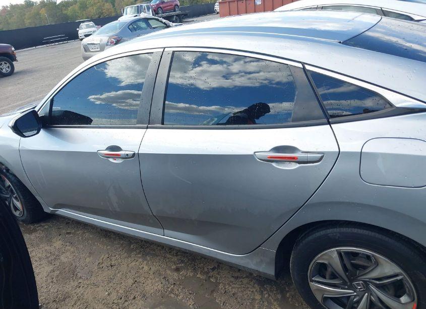 Photo 13 of 2019 Honda Civic LX (VIN 2HGFC2F68KH502201)