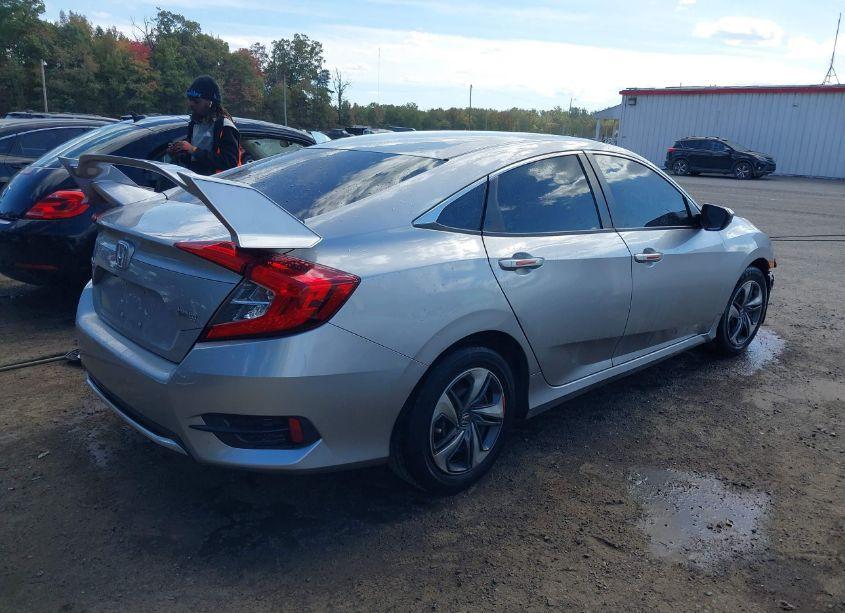 Photo 4 of 2019 Honda Civic LX (VIN 2HGFC2F68KH502201)