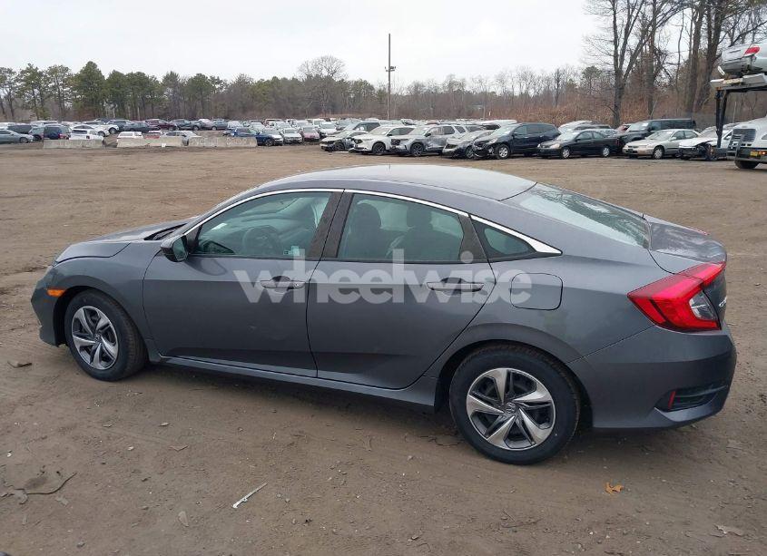 Photo 14 of 2019 Honda Civic LX (VIN 2HGFC2F68KH529978)