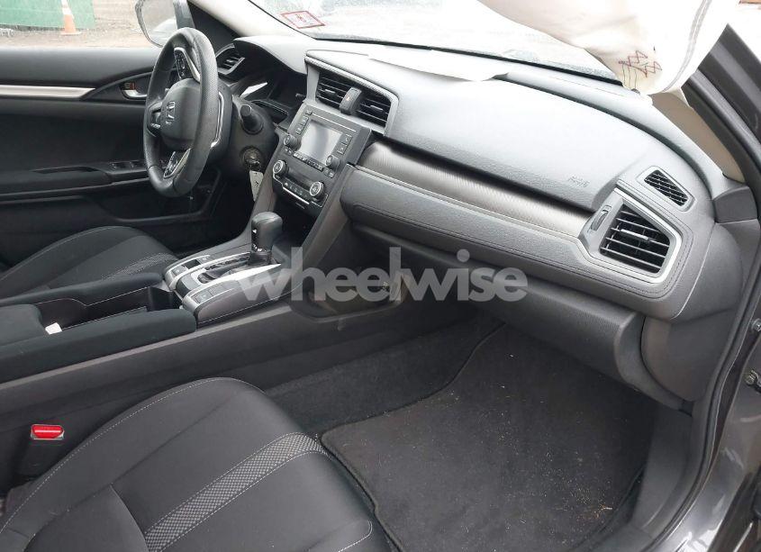 Photo 5 of 2019 Honda Civic LX (VIN 2HGFC2F68KH529978)