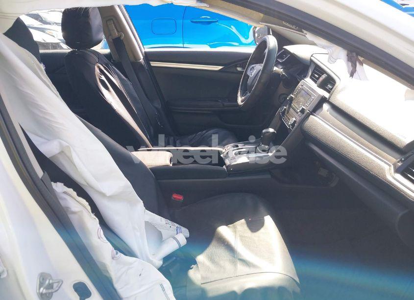 Photo 5 of 2019 Honda Civic LX (VIN 2HGFC2F68KH531925)