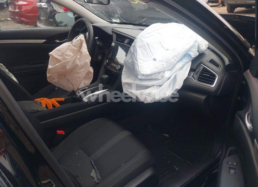 Photo 5 of 2019 Honda Civic LX (VIN 2HGFC2F68KH537594)