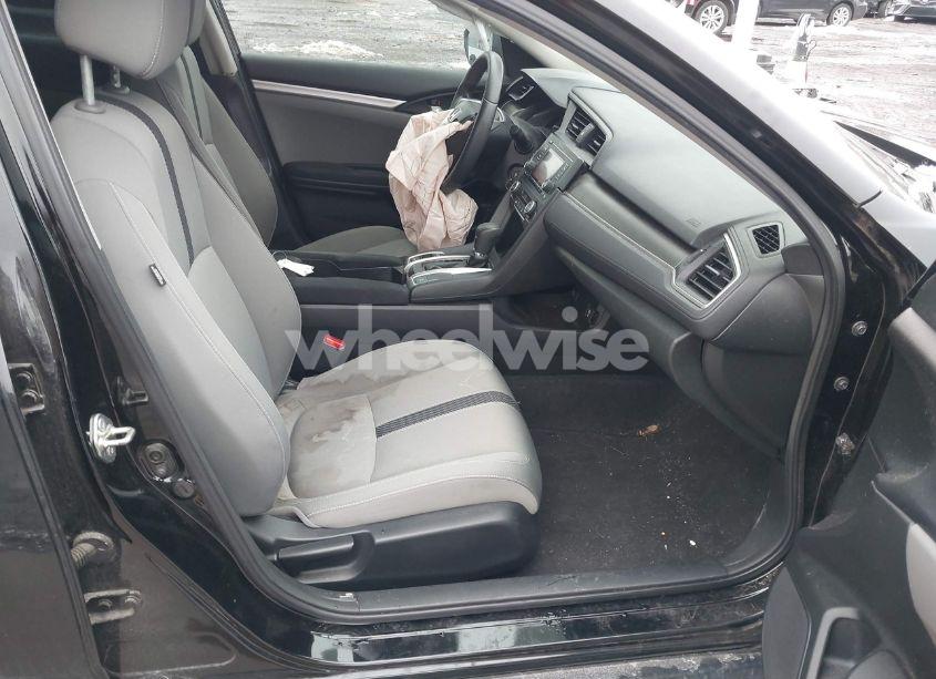 Photo 5 of 2019 Honda Civic LX (VIN 2HGFC2F68KH569736)