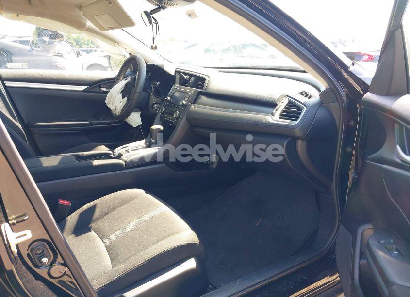 Photo 5 of 2019 Honda Civic LX (VIN 2HGFC2F68KH573026)