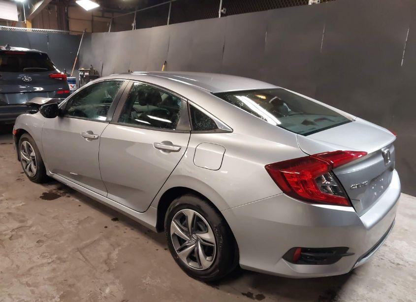 Photo 3 of 2019 Honda Civic LX (VIN 2HGFC2F68KH574953)