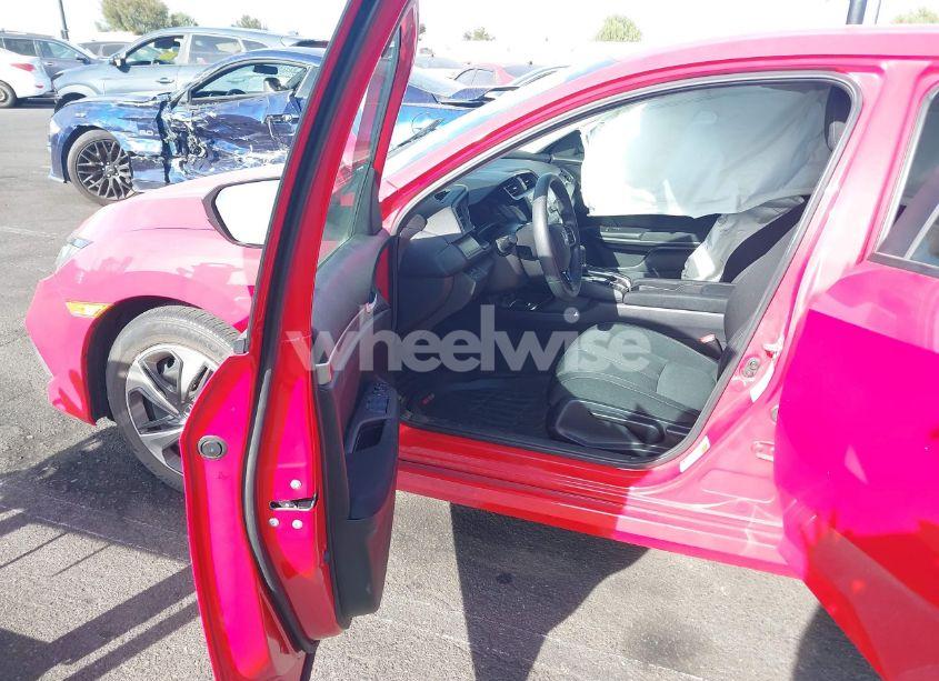 Photo 5 of 2019 Honda Civic LX (VIN 2HGFC2F68KH592319)